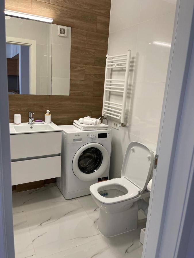 Silence Apartment 2 Oradea Bagian luar foto