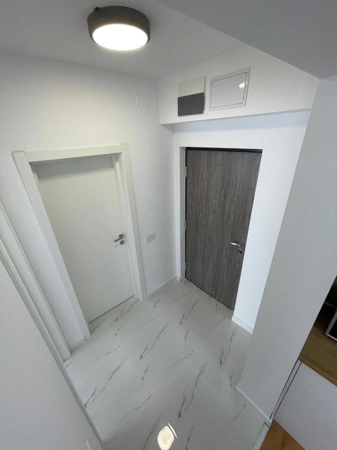 Silence Apartment 2 Oradea Bagian luar foto
