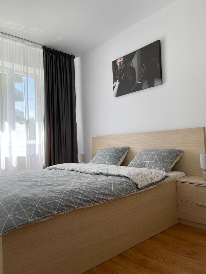 Silence Apartment 2 Oradea Bagian luar foto